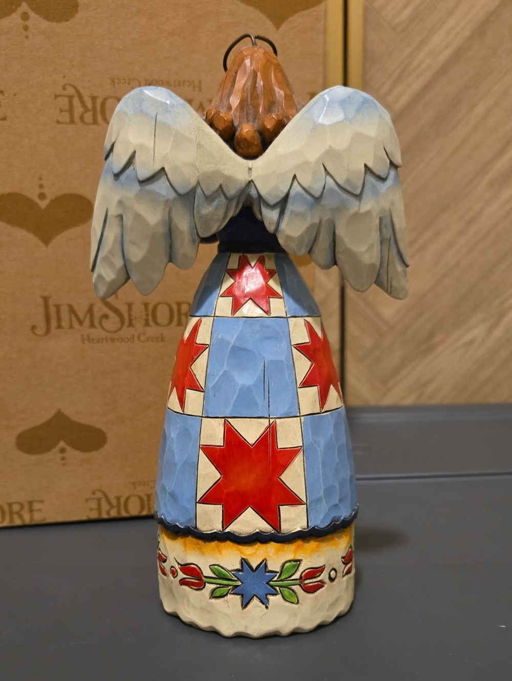 Jim Shore "Quiet Peace" Angel Figurine - Picture 2 of 5